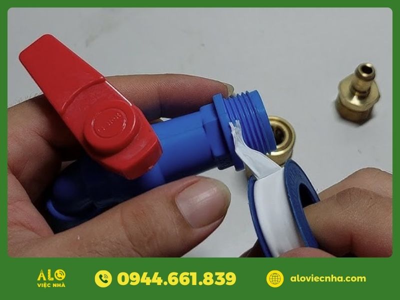 Cách quấn băng tan không bị rò nước đơn giản tại nhà